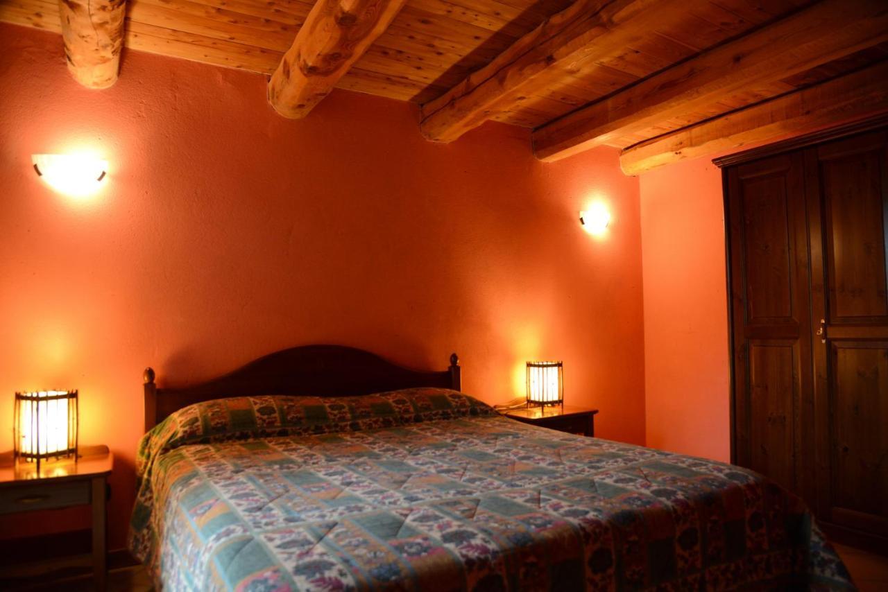 Albergo Diffuso La Marmu Osteria Della Croce Bianca Marmora Εξωτερικό φωτογραφία